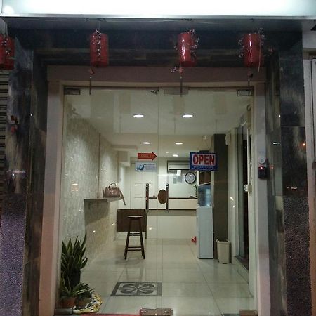 Hotel Truly Asia Kota Kinabalu Ngoại thất bức ảnh