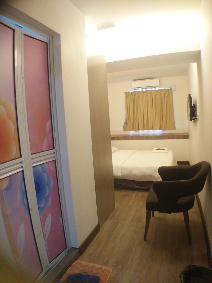 Hotel Truly Asia Kota Kinabalu Ngoại thất bức ảnh